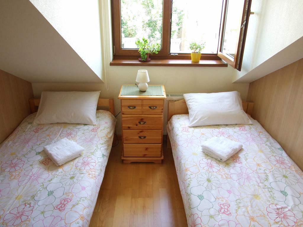 Sunlit Loft Apartment リガ 部屋 写真