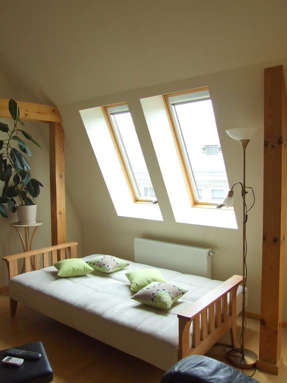 Sunlit Loft Apartment リガ エクステリア 写真